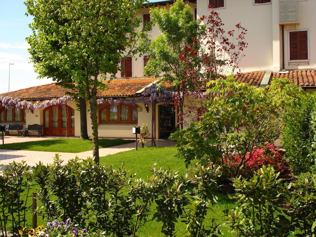 Hotel Ristorante Alla Botte Portogruaro Exterior photo